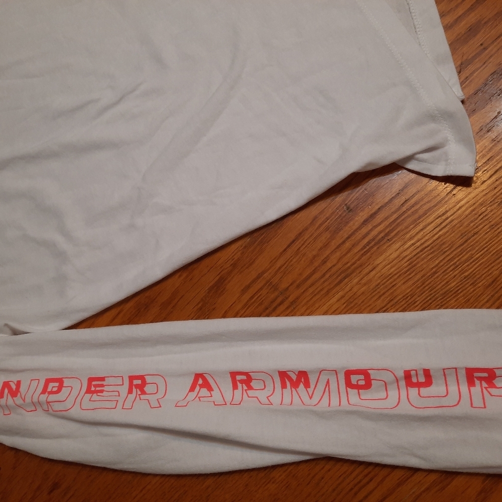 New Under Armour Mens White long sleeve shirt